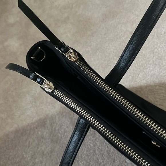 Kate Spade purse - Picture 7 of 17